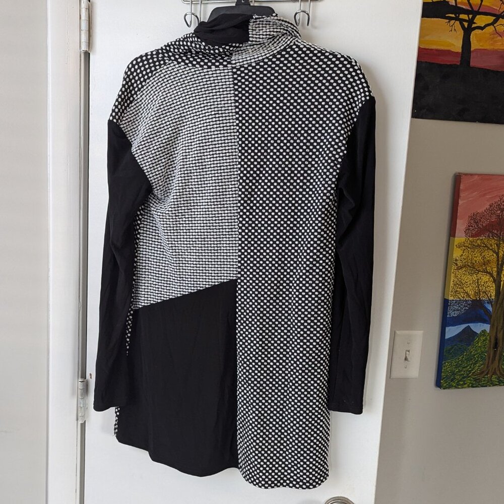 Joseph Ribkoff Geometric Abstract Cowl Neck Tunic Size 8 - Picture 9 of 9